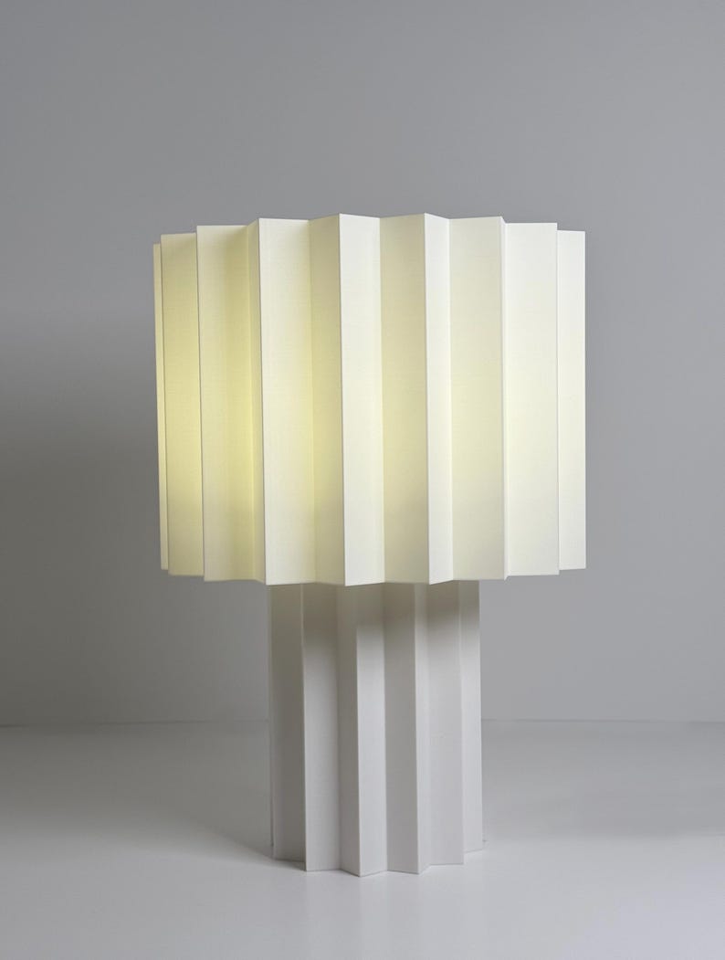 Treetop Modern Table Lamp – Pleated 3D Print Design with Dimmable LED